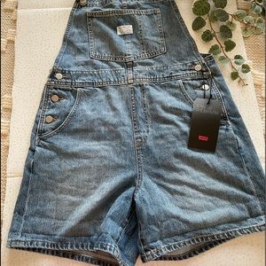 Levi’s short overalls